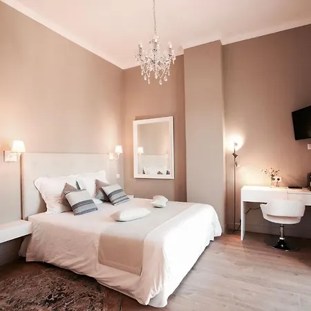 Bed & Breakfast La Domitia - Maison D'hotes, Massages & Bien-etre