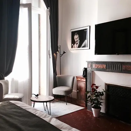 Couette-café La Domitia - Maison D'hôtes, Spa&sauna *