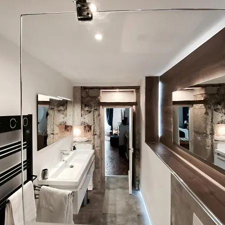 La Domitia - Maison D'hôtes, Spa&sauna Couette-café Montbazin
