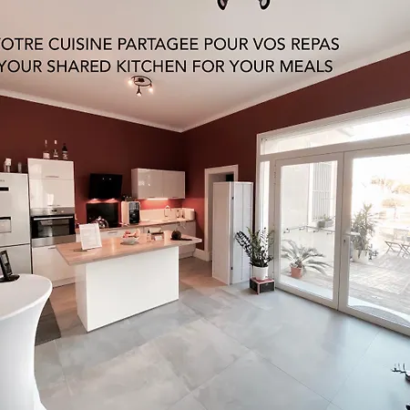 La Domitia - Maison D'hotes, Massages & Bien-etre 4*