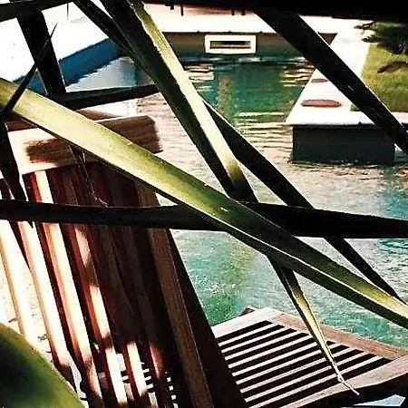 La Domitia - Maison D'hotes, Massages & Bien-etre Montbazin