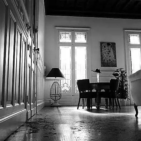 Bed & Breakfast La Domitia - Maison D'hotes, Massages & Bien-etre Montbazin