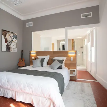 La Domitia - Maison D'hotes, Massages & Bien-etre Bed and Breakfast