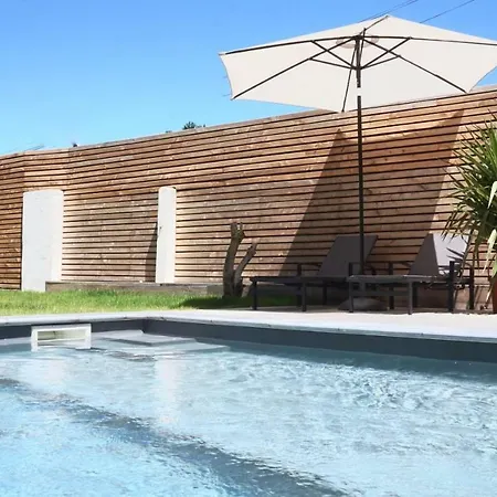 Nocleg ze śniadaniem La Domitia - Maison D'hotes, Massages & Bien-etre